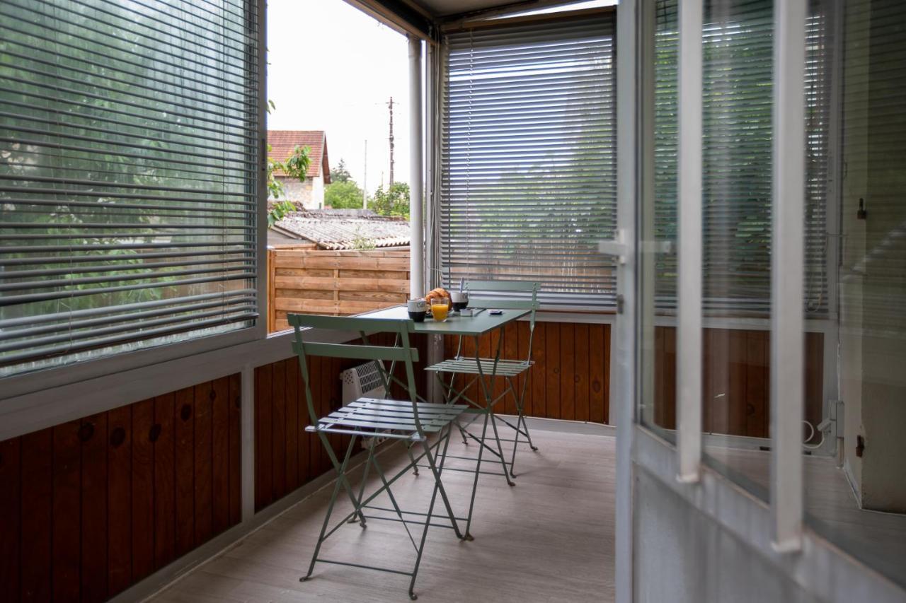 Le Coquet Chez Maguy Maison De Ville Avec Jardin Besancon Bagian luar foto