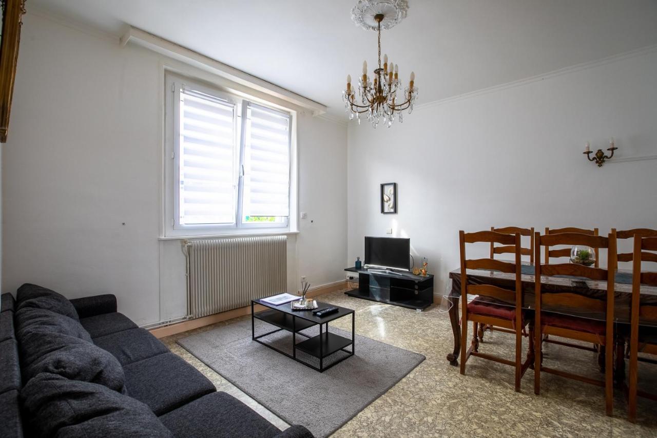 Le Coquet Chez Maguy Maison De Ville Avec Jardin Besancon Bagian luar foto